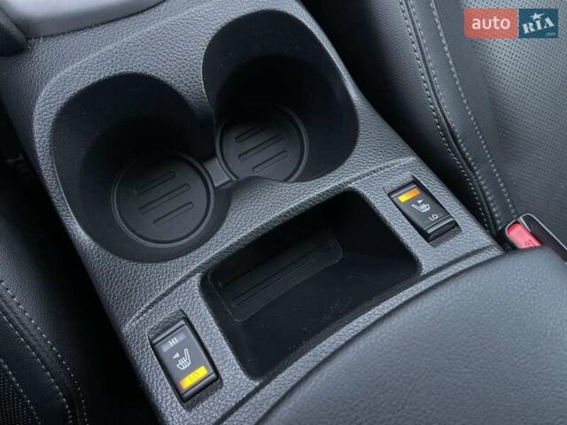 Сірий Ніссан Кашкай, об'ємом двигуна 1.2 л та пробігом 83 тис. км за 13500 $, фото 47 на Automoto.ua