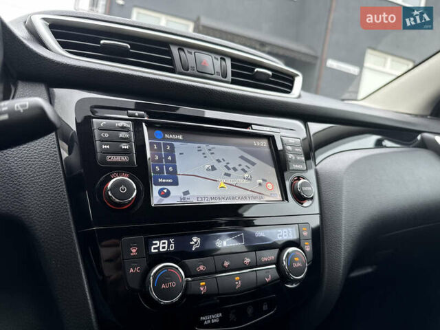 Серый Ниссан Кашкай, объемом двигателя 1.2 л и пробегом 81 тыс. км за 11600 $, фото 10 на Automoto.ua