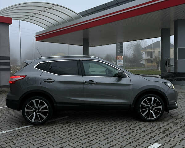 Сірий Ніссан Кашкай, об'ємом двигуна 1.6 л та пробігом 177 тис. км за 15499 $, фото 7 на Automoto.ua