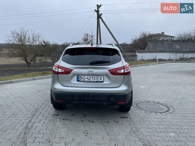 Серый Ниссан Кашкай, объемом двигателя 1.6 л и пробегом 190 тыс. км за 15500 $, фото 3 на Automoto.ua