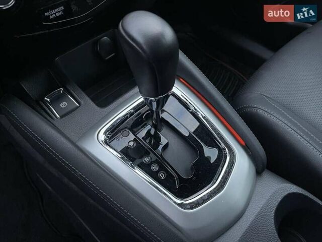 Сірий Ніссан Кашкай, об'ємом двигуна 1.2 л та пробігом 83 тис. км за 13500 $, фото 85 на Automoto.ua