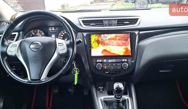 Серый Ниссан Кашкай, объемом двигателя 1.5 л и пробегом 120 тыс. км за 14900 $, фото 134 на Automoto.ua
