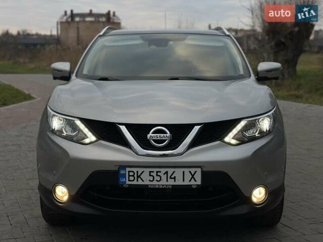 Сірий Ніссан Кашкай, об'ємом двигуна 1.2 л та пробігом 83 тис. км за 13500 $, фото 1 на Automoto.ua