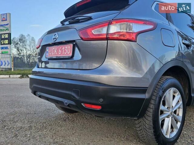 Серый Ниссан Кашкай, объемом двигателя 1.6 л и пробегом 239 тыс. км за 13999 $, фото 25 на Automoto.ua