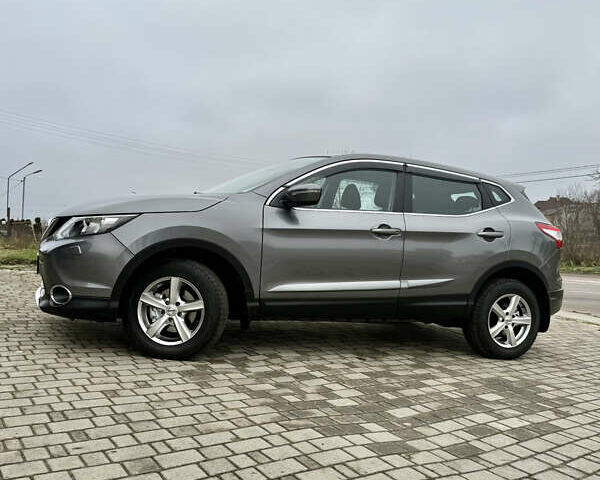 Серый Ниссан Кашкай, объемом двигателя 1.2 л и пробегом 81 тыс. км за 11600 $, фото 3 на Automoto.ua