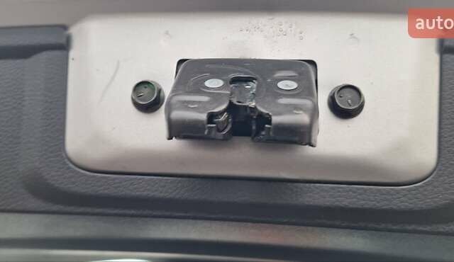 Серый Ниссан Кашкай, объемом двигателя 1.5 л и пробегом 120 тыс. км за 14900 $, фото 20 на Automoto.ua