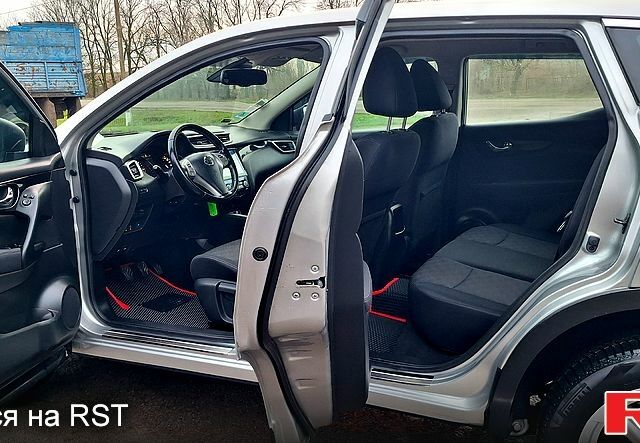 Серый Ниссан Кашкай, объемом двигателя 1.5 л и пробегом 120 тыс. км за 14900 $, фото 8 на Automoto.ua