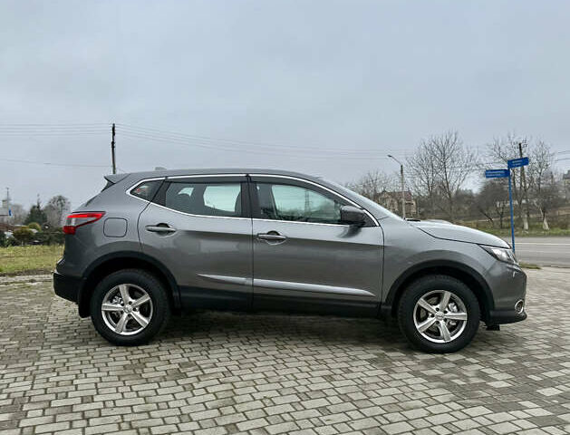 Серый Ниссан Кашкай, объемом двигателя 1.2 л и пробегом 81 тыс. км за 11600 $, фото 19 на Automoto.ua