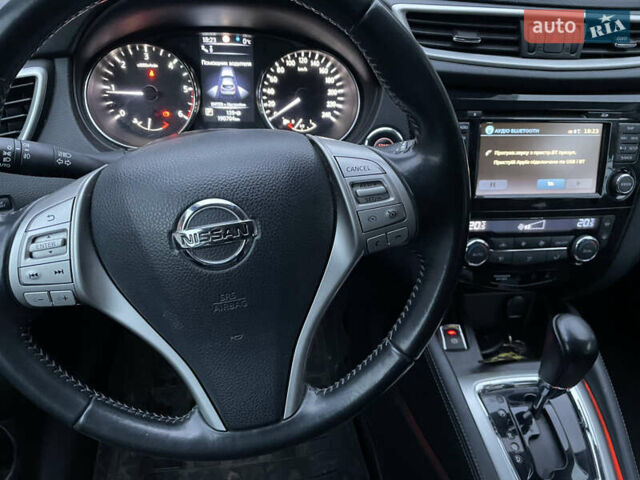 Серый Ниссан Кашкай, объемом двигателя 1.6 л и пробегом 190 тыс. км за 15500 $, фото 6 на Automoto.ua