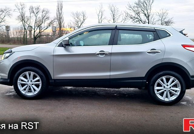 Серый Ниссан Кашкай, объемом двигателя 1.5 л и пробегом 120 тыс. км за 14900 $, фото 3 на Automoto.ua