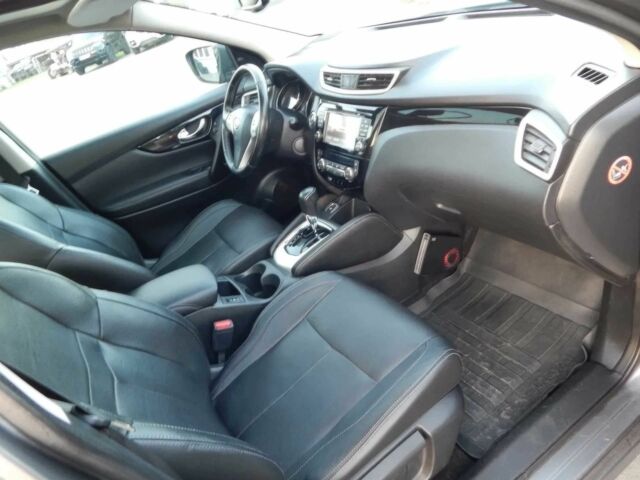 Серый Ниссан Кашкай, объемом двигателя 1.6 л и пробегом 80 тыс. км за 7900 $, фото 9 на Automoto.ua