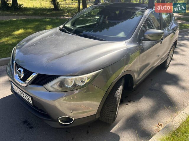 Серый Ниссан Кашкай, объемом двигателя 1.6 л и пробегом 279 тыс. км за 13500 $, фото 1 на Automoto.ua