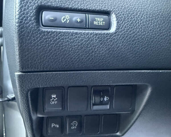 Серый Ниссан Кашкай, объемом двигателя 1.5 л и пробегом 188 тыс. км за 14900 $, фото 16 на Automoto.ua