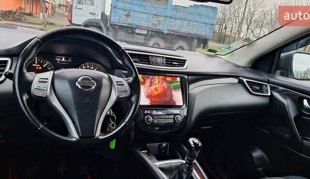 Серый Ниссан Кашкай, объемом двигателя 1.5 л и пробегом 120 тыс. км за 14900 $, фото 132 на Automoto.ua