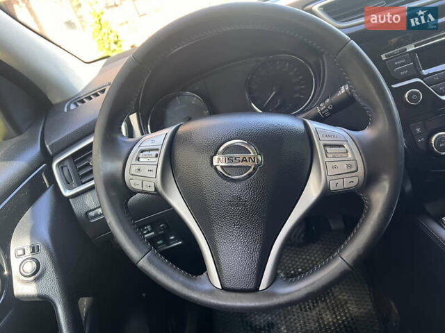Серый Ниссан Кашкай, объемом двигателя 1.6 л и пробегом 279 тыс. км за 13500 $, фото 9 на Automoto.ua