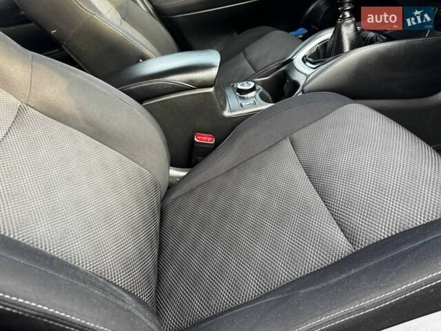Серый Ниссан Кашкай, объемом двигателя 1.6 л и пробегом 114 тыс. км за 14750 $, фото 27 на Automoto.ua