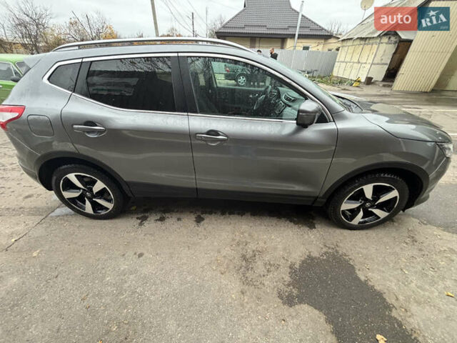 Серый Ниссан Кашкай, объемом двигателя 1.6 л и пробегом 230 тыс. км за 17000 $, фото 5 на Automoto.ua