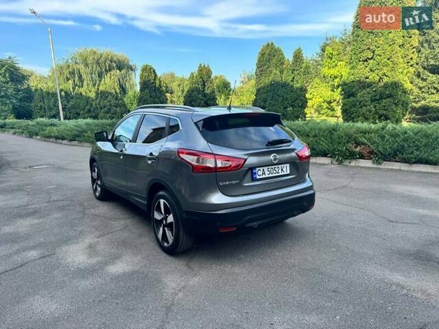 Серый Ниссан Кашкай, объемом двигателя 1.6 л и пробегом 173 тыс. км за 16800 $, фото 5 на Automoto.ua