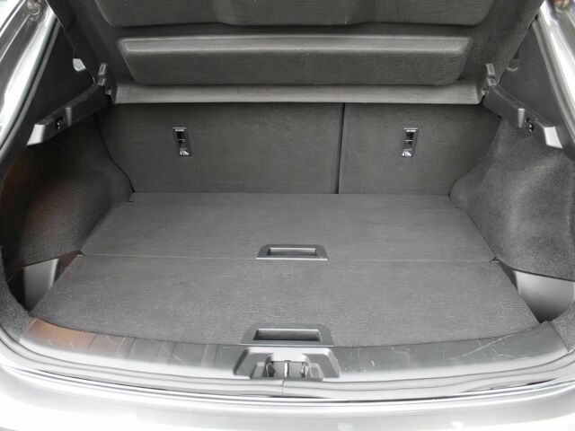 Серый Ниссан Кашкай, объемом двигателя 1.6 л и пробегом 80 тыс. км за 8000 $, фото 9 на Automoto.ua