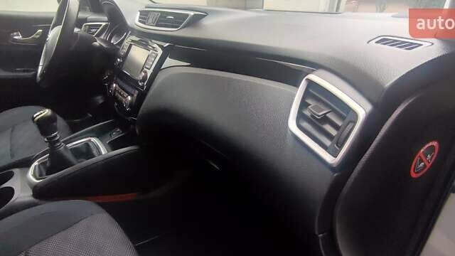 Сірий Ніссан Кашкай, об'ємом двигуна 1.5 л та пробігом 208 тис. км за 14200 $, фото 11 на Automoto.ua