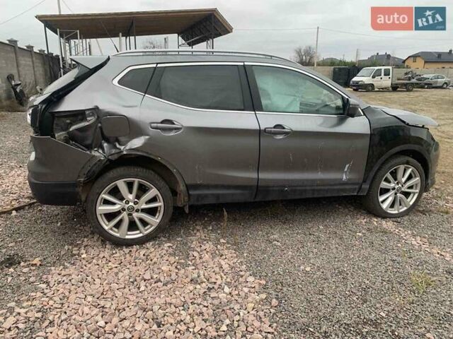 Серый Ниссан Кашкай, объемом двигателя 1.5 л и пробегом 213 тыс. км за 8200 $, фото 5 на Automoto.ua