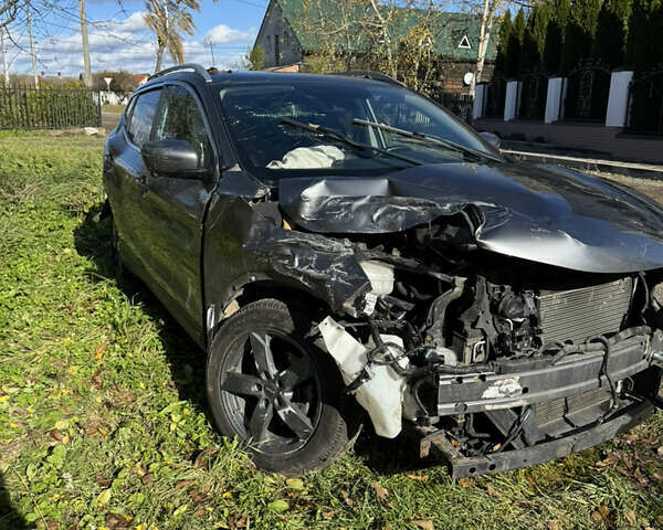 Серый Ниссан Кашкай, объемом двигателя 1.5 л и пробегом 250 тыс. км за 9500 $, фото 1 на Automoto.ua