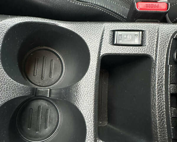 Серый Ниссан Кашкай, объемом двигателя 1.6 л и пробегом 230 тыс. км за 14350 $, фото 22 на Automoto.ua