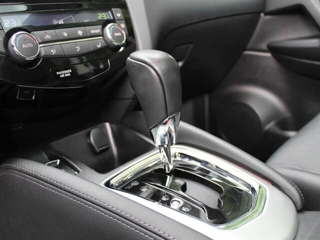 Серый Ниссан Кашкай, объемом двигателя 1.6 л и пробегом 75 тыс. км за 8900 $, фото 8 на Automoto.ua