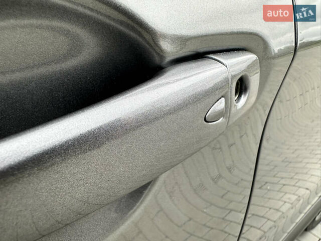 Серый Ниссан Кашкай, объемом двигателя 1.6 л и пробегом 180 тыс. км за 16800 $, фото 26 на Automoto.ua