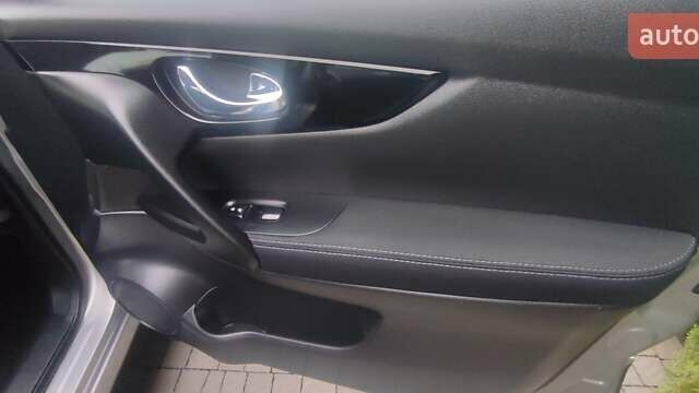 Сірий Ніссан Кашкай, об'ємом двигуна 1.5 л та пробігом 208 тис. км за 14200 $, фото 13 на Automoto.ua