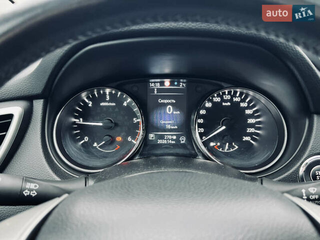 Сірий Ніссан Кашкай, об'ємом двигуна 1.6 л та пробігом 202 тис. км за 15700 $, фото 12 на Automoto.ua