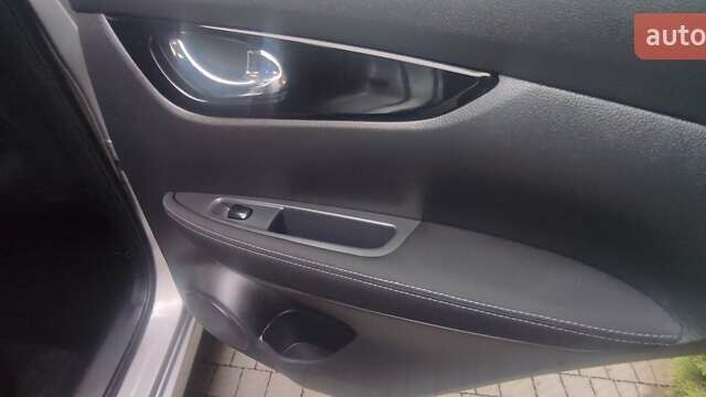 Сірий Ніссан Кашкай, об'ємом двигуна 1.5 л та пробігом 208 тис. км за 14200 $, фото 15 на Automoto.ua