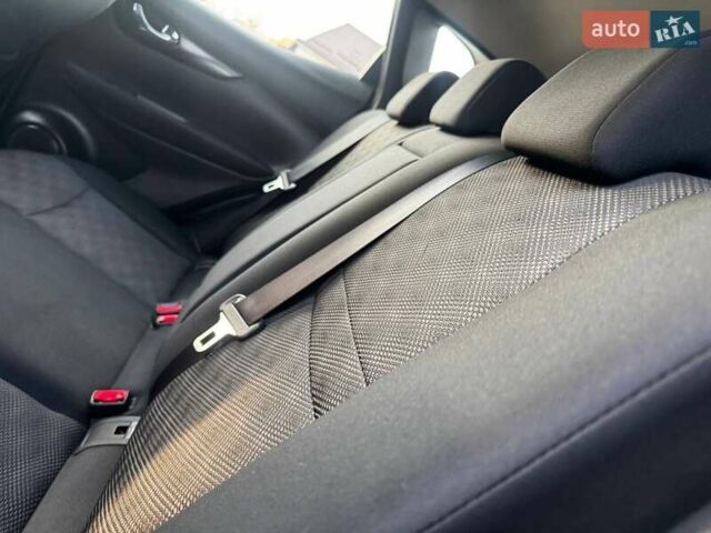Серый Ниссан Кашкай, объемом двигателя 1.6 л и пробегом 114 тыс. км за 14750 $, фото 34 на Automoto.ua