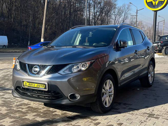 Серый Ниссан Кашкай, объемом двигателя 1.5 л и пробегом 199 тыс. км за 17550 $, фото 2 на Automoto.ua