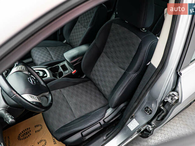 Сірий Ніссан Кашкай, об'ємом двигуна 2 л та пробігом 80 тис. км за 16623 $, фото 8 на Automoto.ua