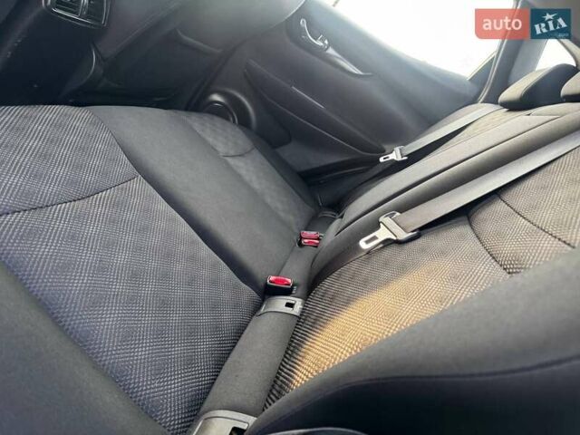 Серый Ниссан Кашкай, объемом двигателя 1.6 л и пробегом 114 тыс. км за 14750 $, фото 45 на Automoto.ua