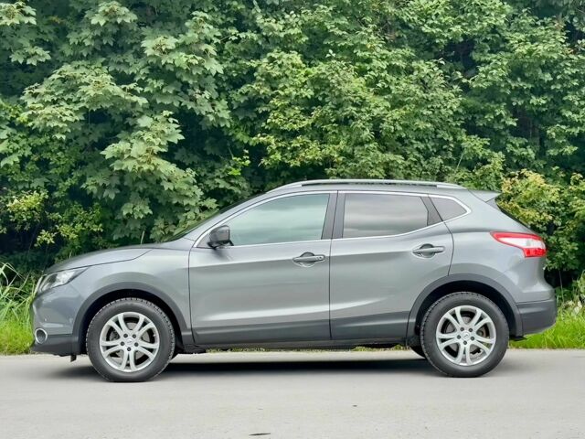 Серый Ниссан Кашкай, объемом двигателя 1.6 л и пробегом 80 тыс. км за 8000 $, фото 1 на Automoto.ua