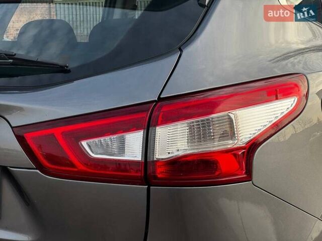 Серый Ниссан Кашкай, объемом двигателя 1.6 л и пробегом 114 тыс. км за 14750 $, фото 9 на Automoto.ua