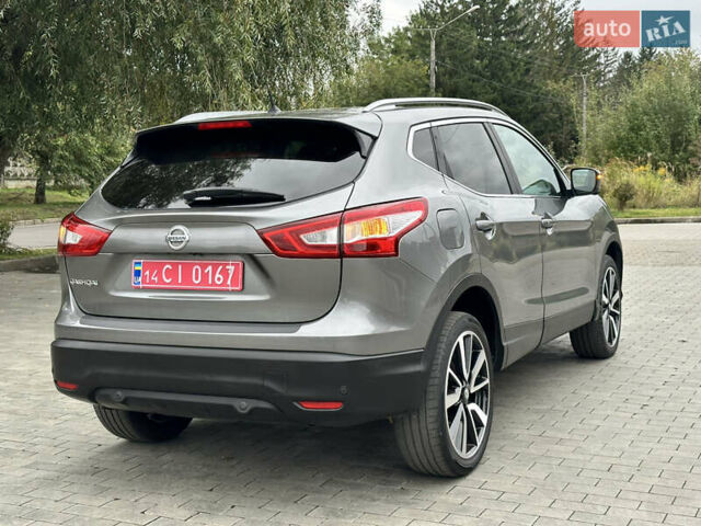 Серый Ниссан Кашкай, объемом двигателя 1.6 л и пробегом 180 тыс. км за 16800 $, фото 5 на Automoto.ua