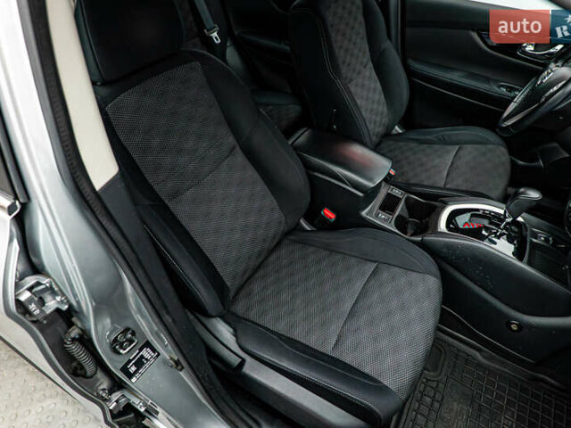 Сірий Ніссан Кашкай, об'ємом двигуна 2 л та пробігом 80 тис. км за 16623 $, фото 17 на Automoto.ua