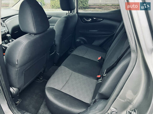 Сірий Ніссан Кашкай, об'ємом двигуна 1.6 л та пробігом 202 тис. км за 15700 $, фото 17 на Automoto.ua