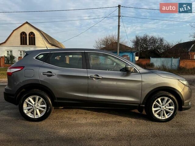 Серый Ниссан Кашкай, объемом двигателя 1.6 л и пробегом 114 тыс. км за 14750 $, фото 5 на Automoto.ua