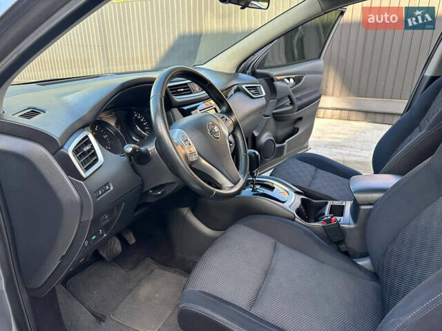 Серый Ниссан Кашкай, объемом двигателя 1.6 л и пробегом 137 тыс. км за 14999 $, фото 13 на Automoto.ua