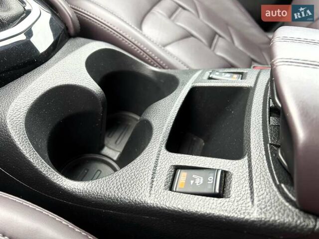 Сірий Ніссан Кашкай, об'ємом двигуна 1.6 л та пробігом 85 тис. км за 19300 $, фото 28 на Automoto.ua
