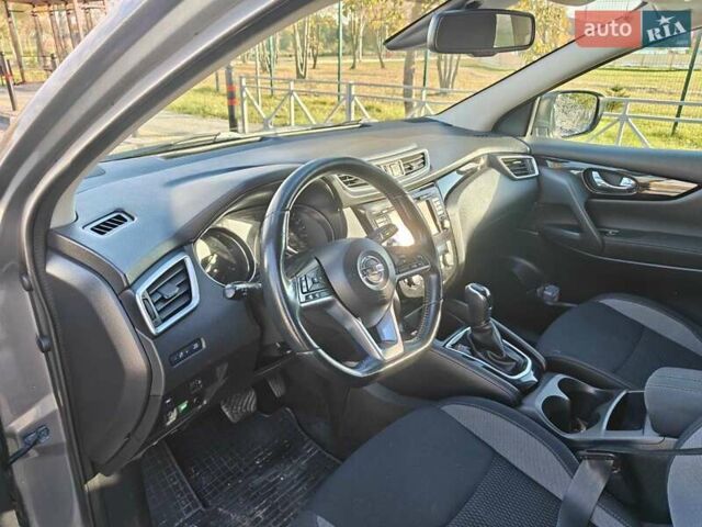 Ниссан Кашкай 2017 в Луцке на Automoto.ua Серый Ниссан Кашкай, объемом двигателя 1.6 л и пробегом 197 тыс. км за 16200 $, фото 1 на Automoto.ua