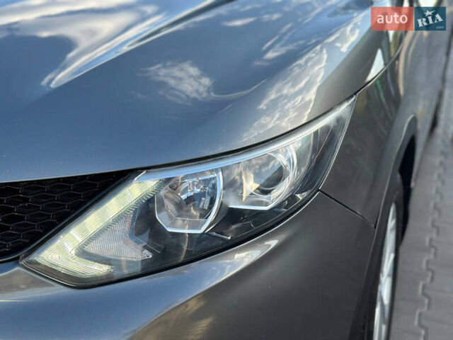 Серый Ниссан Кашкай, объемом двигателя 1.6 л и пробегом 137 тыс. км за 14999 $, фото 43 на Automoto.ua