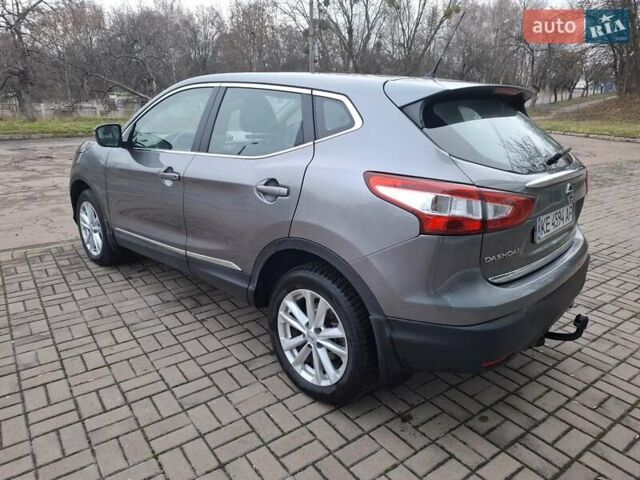 Сірий Ніссан Кашкай, об'ємом двигуна 1.6 л та пробігом 159 тис. км за 16300 $, фото 3 на Automoto.ua