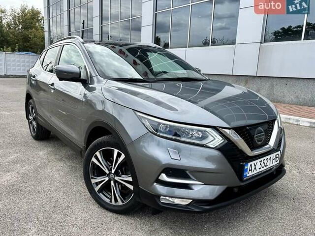 Серый Ниссан Кашкай, объемом двигателя 1.6 л и пробегом 79 тыс. км за 19800 $, фото 30 на Automoto.ua