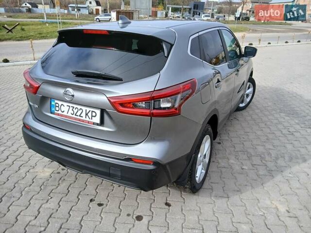 Серый Ниссан Кашкай, объемом двигателя 1.46 л и пробегом 189 тыс. км за 18600 $, фото 2 на Automoto.ua