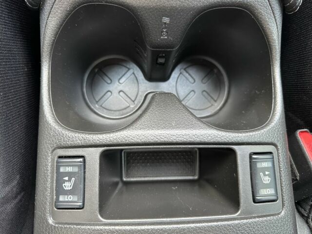 Серый Ниссан Кашкай, объемом двигателя 1.6 л и пробегом 137 тыс. км за 14999 $, фото 19 на Automoto.ua